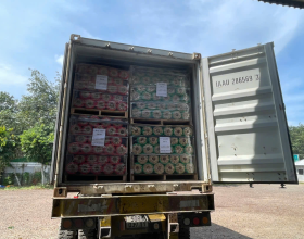 Chất container ( Container loading) của Công ty nhựa Shinki