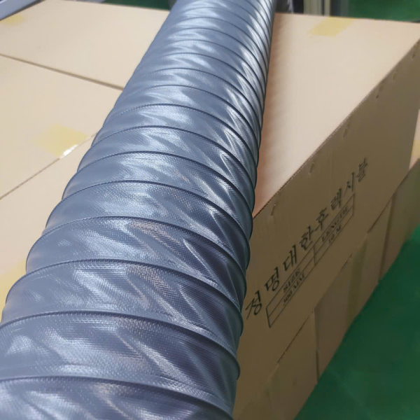 Cuộn Tarpaulin làm ống gió mềm 
