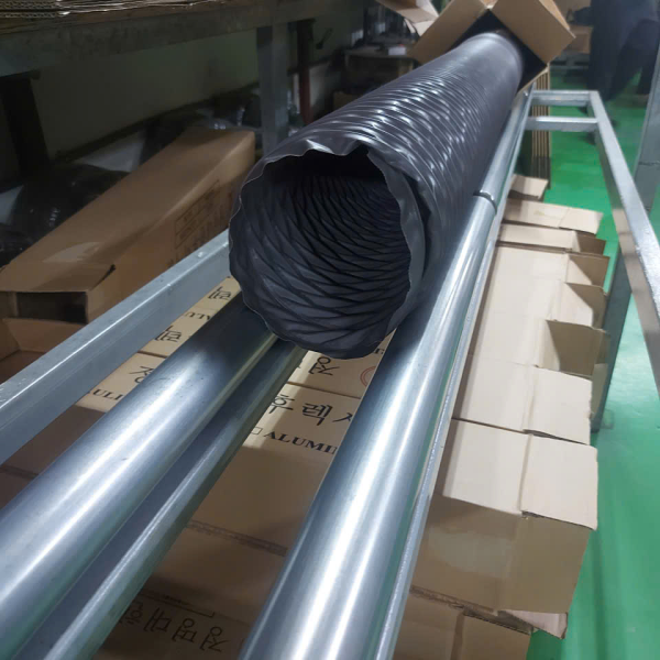 Cuộn Tarpaulin làm ống gió mềm 